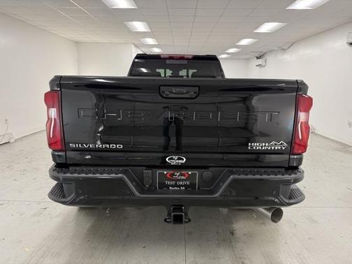 2026 Chevrolet Silverado 3500 High Country