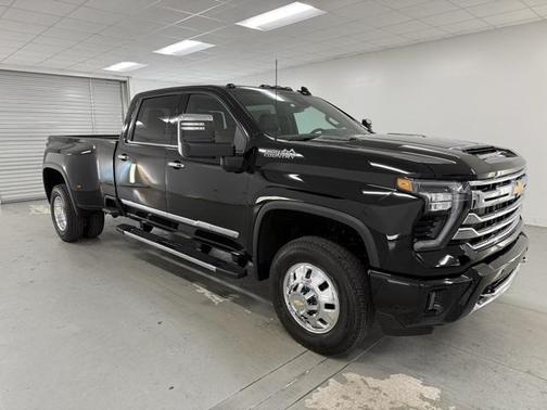 2026 Chevrolet Silverado 3500 High Country