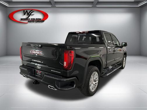 Onyx Black 2026 GMC Sierra 1500 Denali