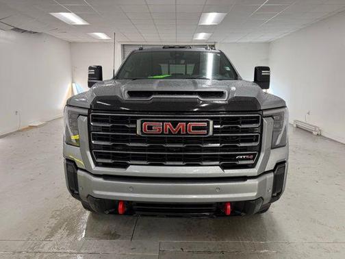 2025 GMC Sierra 2500 AT4