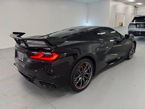 2025 Chevrolet Corvette Stingray w/2LT