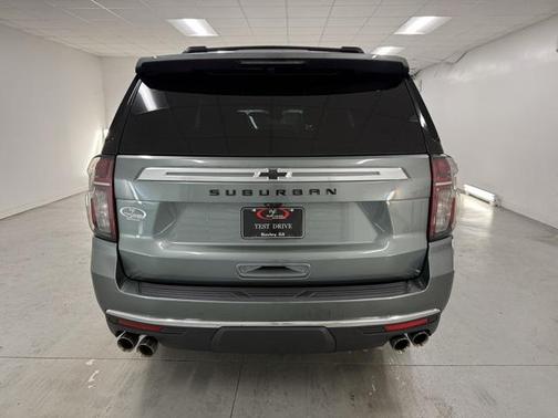 2023 Chevrolet Suburban 2WD High Country