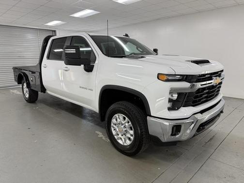 2025 Chevrolet Silverado 3500 LT