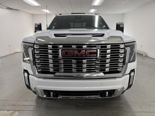 2026 GMC Sierra 2500 Denali