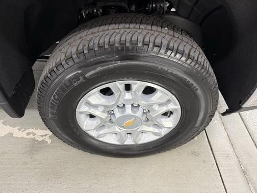 2026 Chevrolet Silverado 3500 LT