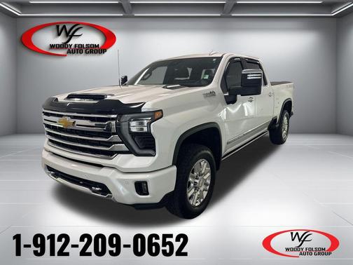 Iridescent Pearl Tricoat 2025 Chevrolet Silverado 2500 High Country
