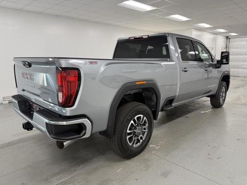 2026 GMC Sierra 2500 SLE
