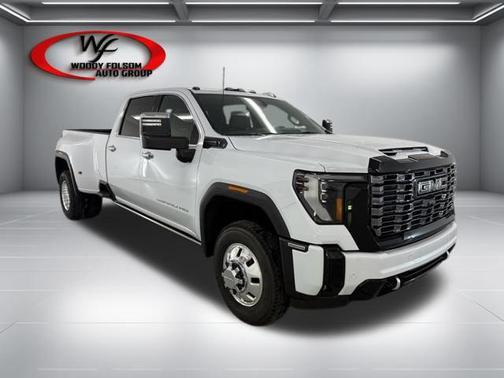 Glacier White Tricoat 2026 GMC Sierra 3500 Denali