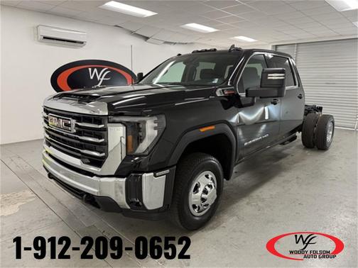 2026 GMC Sierra 3500 SLE