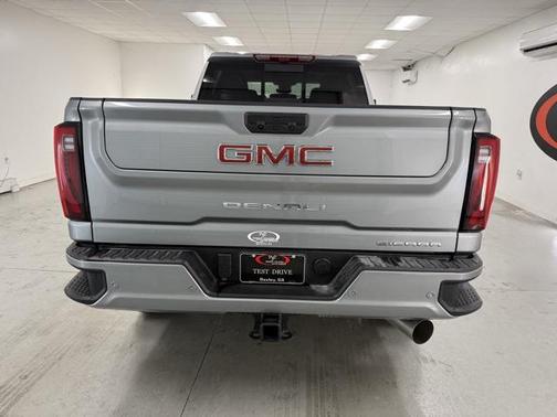 2025 GMC Sierra 2500 Denali