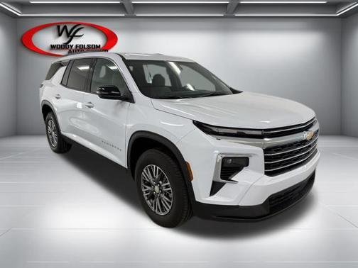 Polar White Tricoat 2026 Chevrolet Traverse LT