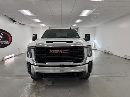 2026 GMC Sierra 3500 Base