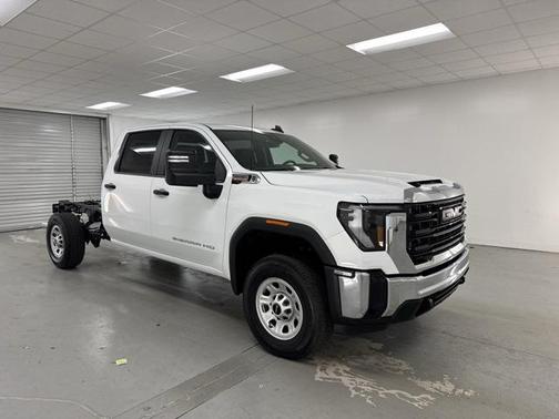 2026 GMC Sierra 3500 Base