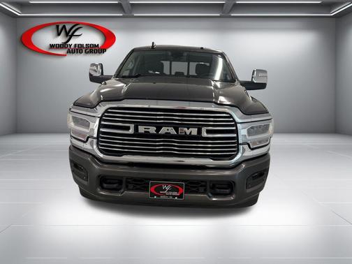 Granite Crystal Metallic Clearcoat 2024 RAM 2500 Laramie Crew Cab 4x4 6'4' Box