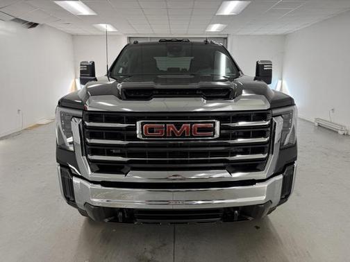2025 GMC Sierra 2500 SLT
