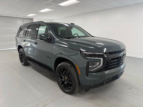 2026 Chevrolet Tahoe 4WD RST