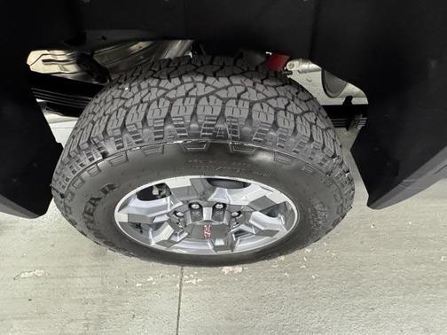 2026 GMC Sierra 2500 SLT