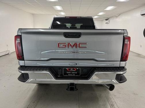 2026 GMC Sierra 2500 SLT