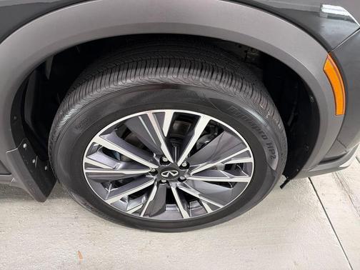Mineral Black 2026 INFINITI QX60 LUXE FWD
