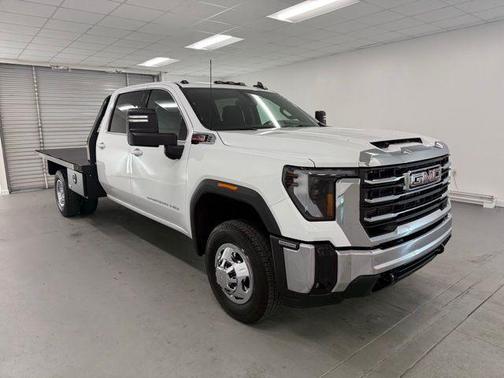 Summit White 2026 GMC Sierra 3500 SLE
