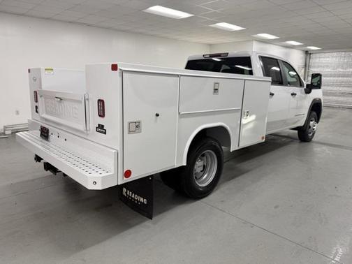 2025 GMC Sierra 3500 Base