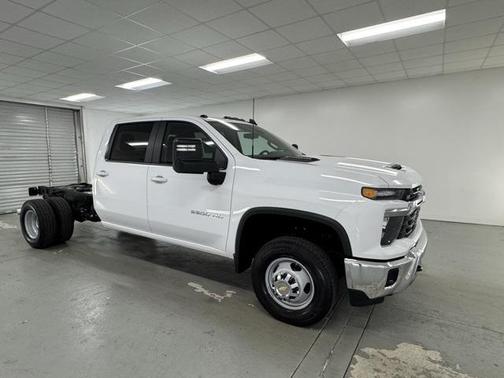 2026 Chevrolet Silverado 3500 LT