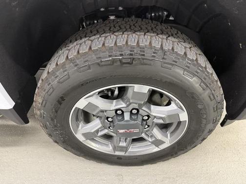 2026 GMC Sierra 2500 SLT