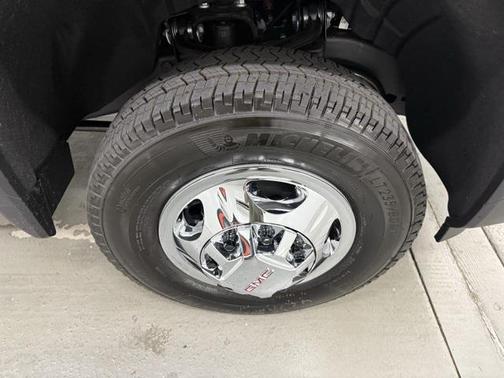 2026 GMC Sierra 3500 SLE