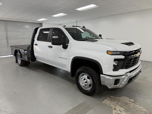 2026 Chevrolet Silverado 3500 WT