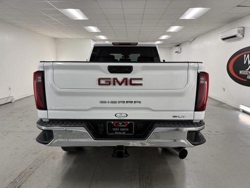 2025 GMC Sierra 2500 SLT
