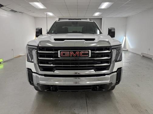 2025 GMC Sierra 2500 SLT