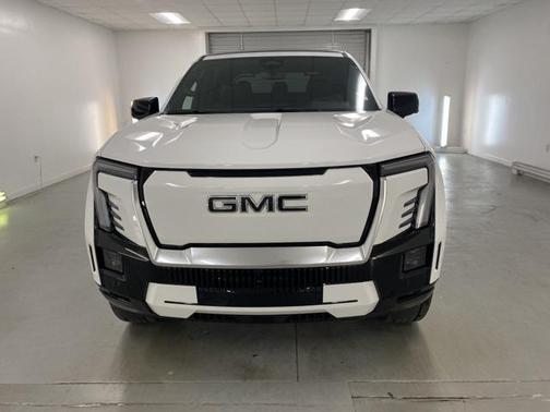 2025 GMC Sierra EV Max Range Denali