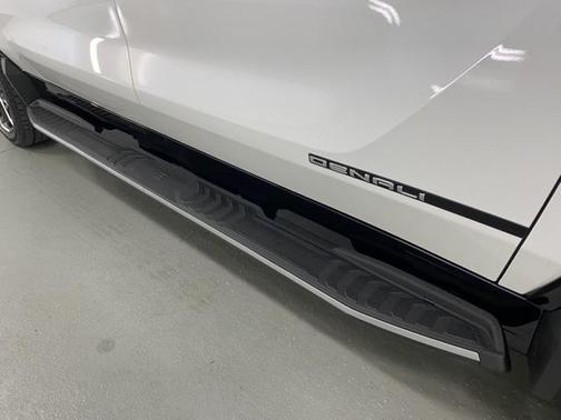 2025 GMC Sierra EV Max Range Denali