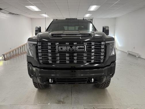 2025 GMC Sierra 2500 Denali Ultimate