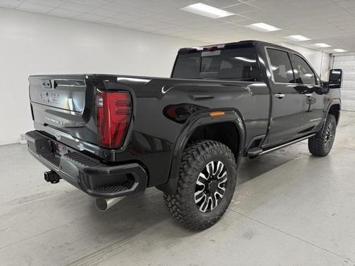 2025 GMC Sierra 2500 Denali Ultimate