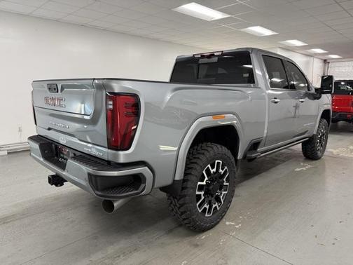 2025 GMC Sierra 2500 Denali