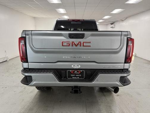 2025 GMC Sierra 2500 Denali