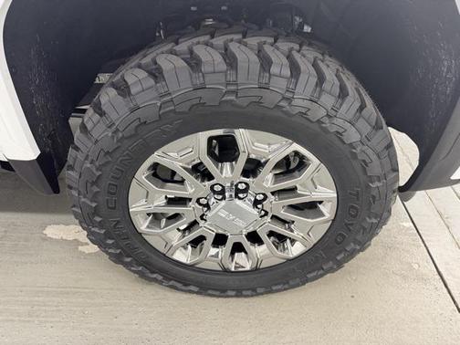 2025 GMC Sierra 2500 Denali