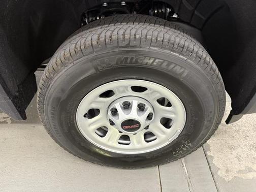 2026 GMC Sierra 2500 Base