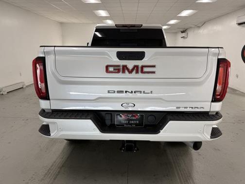 2022 GMC Sierra 2500 Denali