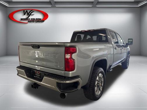Sterling Gray Metallic 2026 Chevrolet Silverado 2500 LT