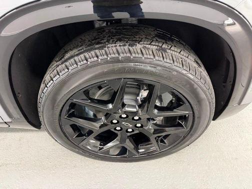 Sterling Gray Metallic 2026 Chevrolet Traverse RS