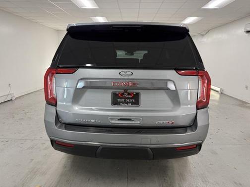 2024 GMC Yukon 4WD AT4