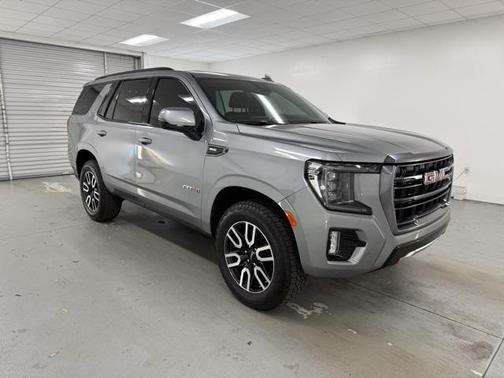 2024 GMC Yukon 4WD AT4