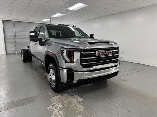 2026 GMC Sierra 3500 SLE