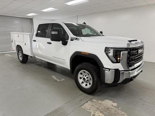 2026 GMC Sierra 3500 Base