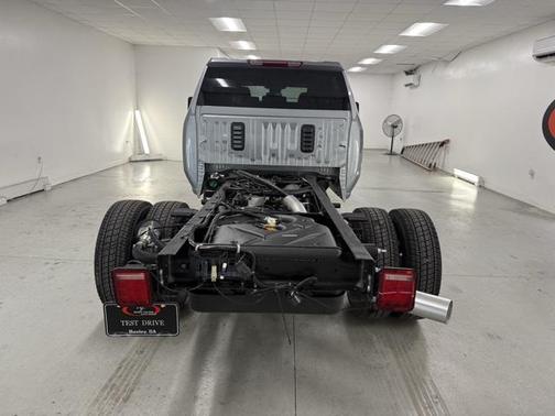 2026 GMC Sierra 3500 SLE