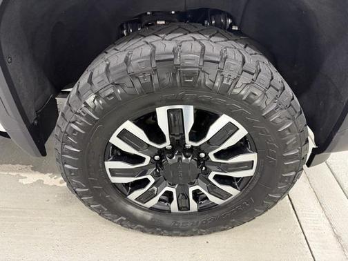 2024 GMC Sierra 2500 Denali Ultimate