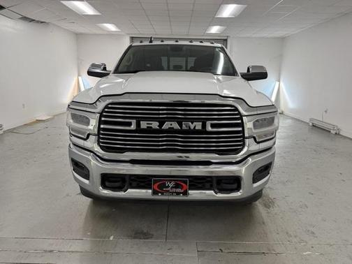 2022 RAM 2500 Laramie Crew Cab 4x4 6'4' Box