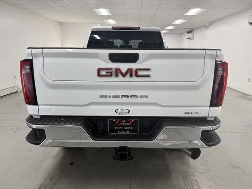 2025 GMC Sierra 2500 SLT